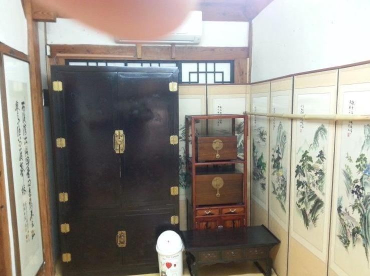 Goseong Choi Pilgan'S Old House Hotel Room photo
