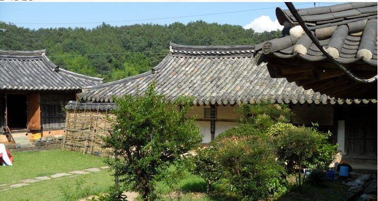 Goseong Choi Pilgan'S Old House Hotel Exterior photo