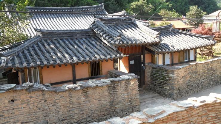 Goseong Choi Pilgan'S Old House Hotel Exterior photo